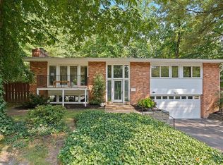 3615 Prince William Dr, Fairfax, VA 22031