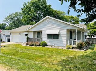 201 N Cherry St, Effingham, IL 62401