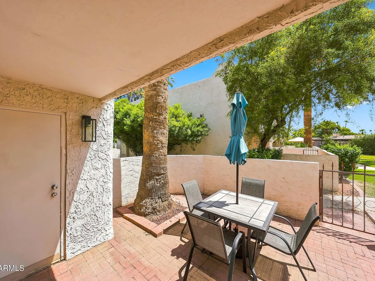 2 bed, 2.0 bath, 1044 sqft, $2,200 — Photo 4
