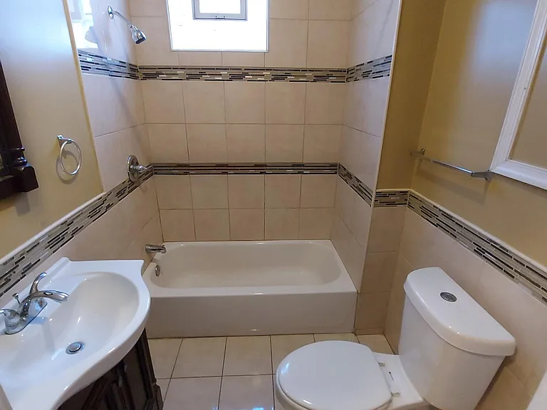 1841 W Huntingdon St #2 — Photo 12