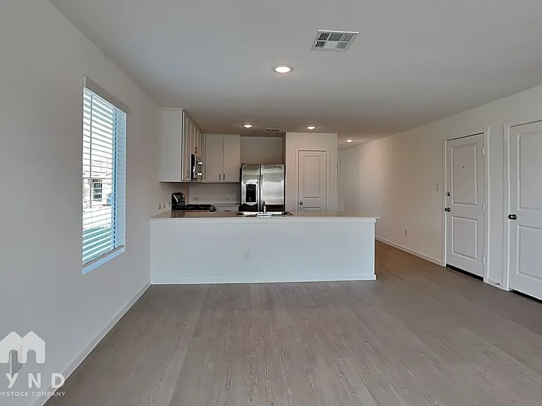 7127 Sapphire Rdg — Photo 9