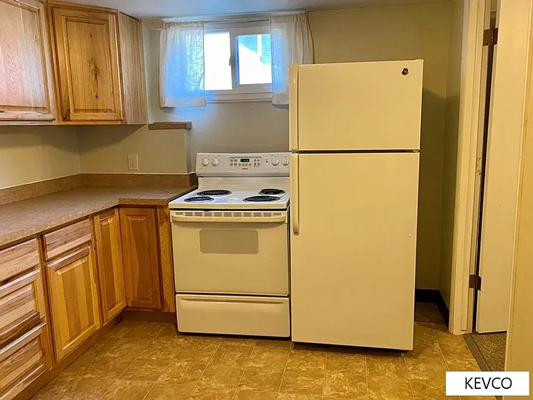 827 Remington St — Photo 13