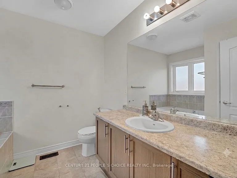 48 Colonel Lyall St — Photo 20