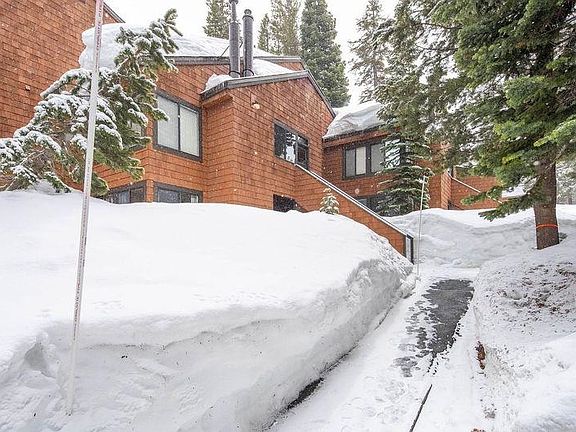 3rd image of 11515 Snowpeak Way #605