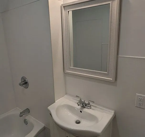 239 S Evans Rd — Photo 6