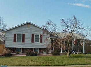 224 Oakfield Dr, Newark, DE 19713