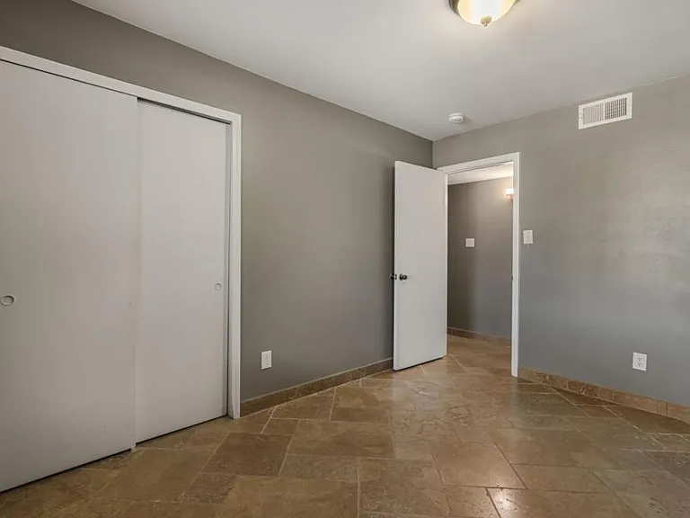 6612 Christy Ave NE — Photo 25