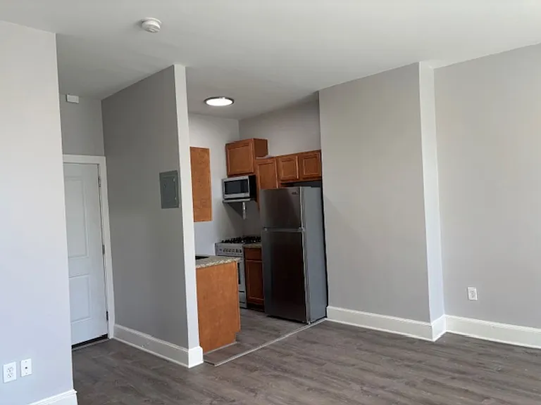 Euclid Properties — Photo 5