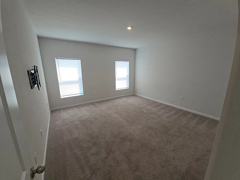 670 Eagle Landing Blvd — Photo 7
