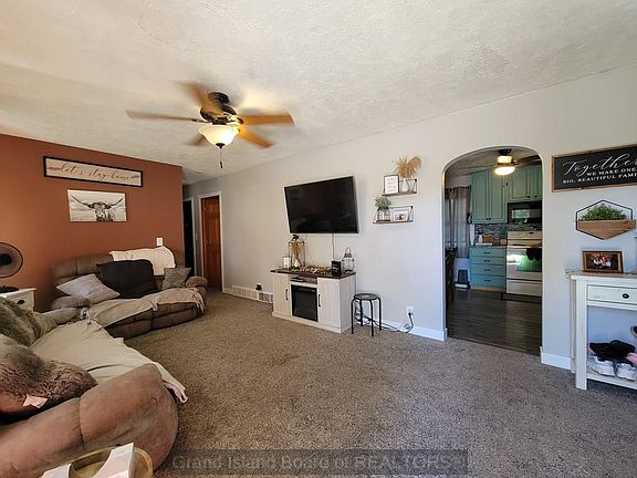 2nd image of 520 West Ave