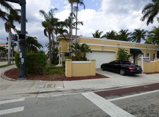 200 NE 2nd St, Boca Raton, FL 33432