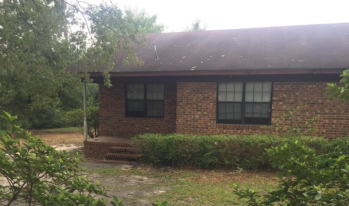 Building Photo - 105 Princess Ln #B