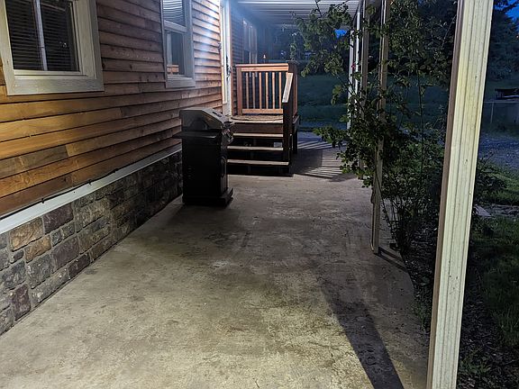 Front porch and entry.