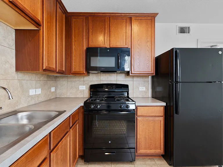1629 Arbor Knot Dr — Photo 12