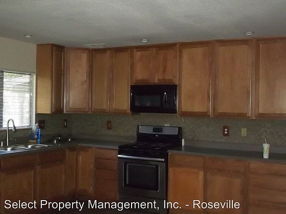 5th image of 5021 Sunshine Ln