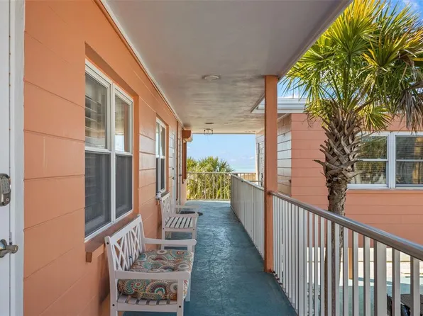 10280 Gulf Blvd #25, Treasure Island, FL 33706