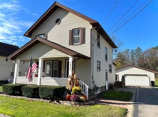 1025 Adams St, Owosso, MI 48867