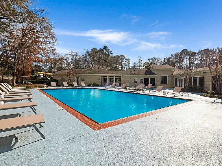 Springdale Glen — Photo 15