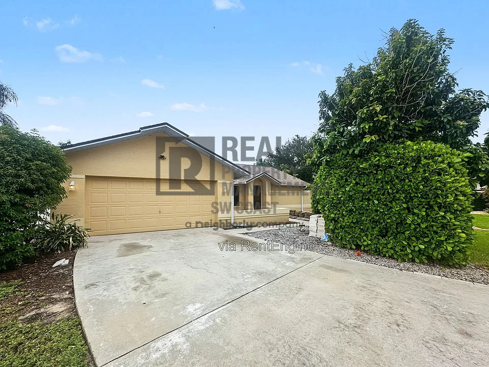 18861 Pine Run Ln