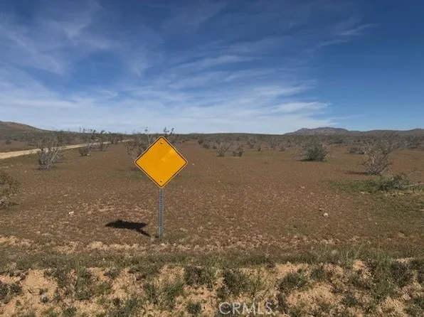 20713 Fairfield Ave, Apple Valley, CA 92307