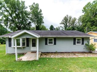 944 Curtis Ave, Morgantown, WV 26501