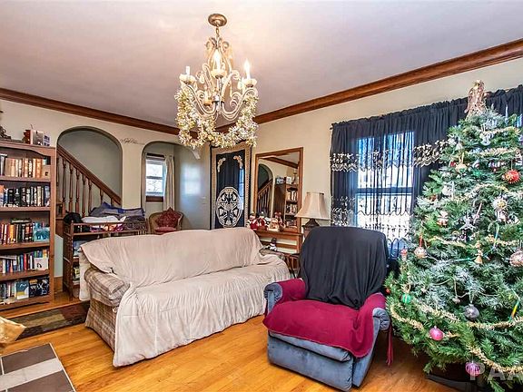 4th image of 1214 W McClure Ave