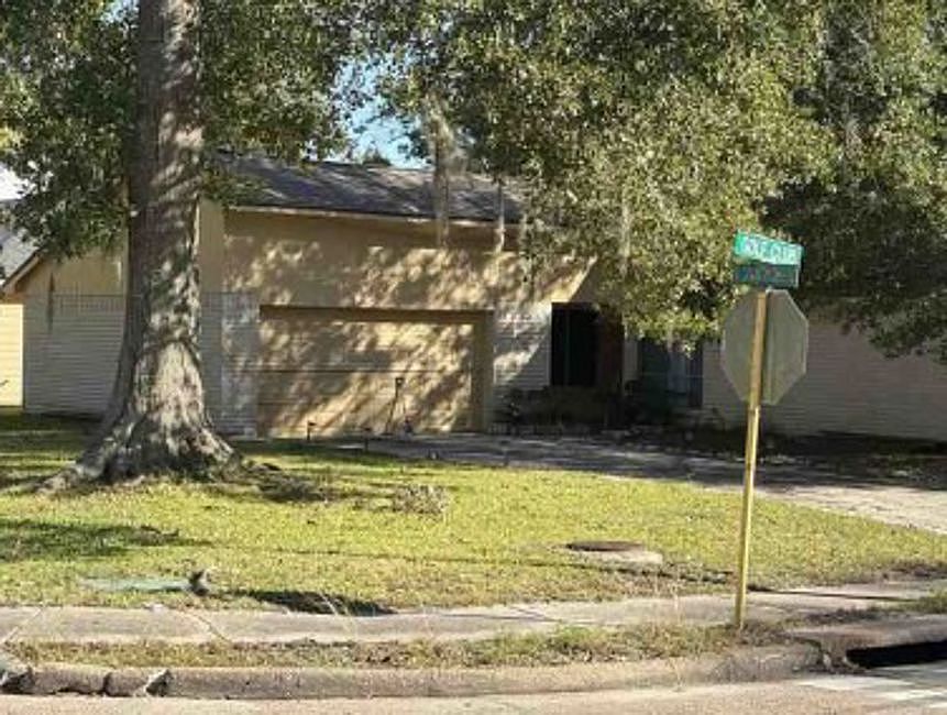 1st image of 1315 N Diamondhead Blvd