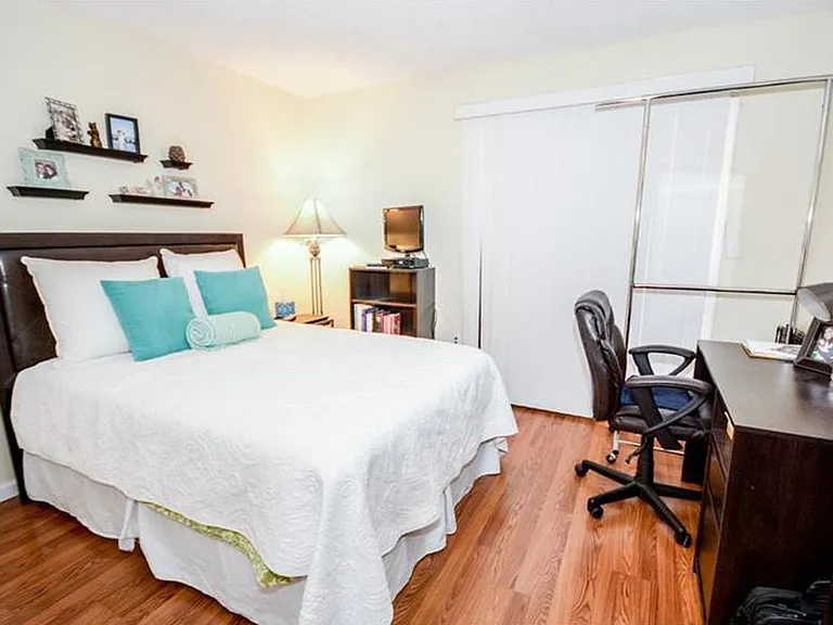10101 Sailwinds Blvd S #103 — Photo 12