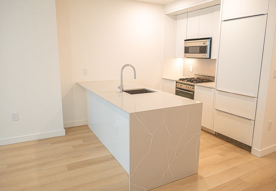1st image of 20 Broad St #1022