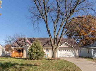 417 Auburn St, Waterloo, IA 50701