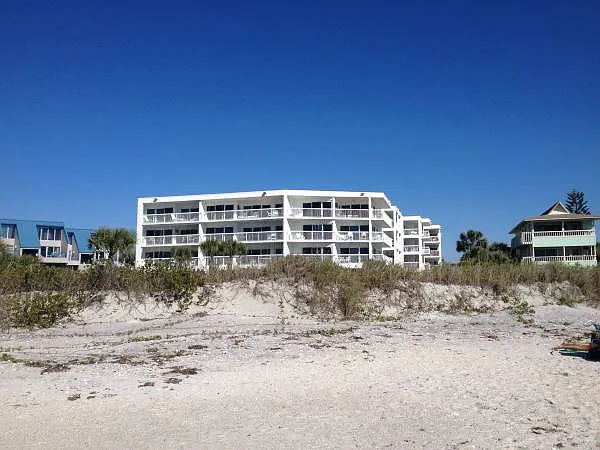 2380 N Beach Rd #201