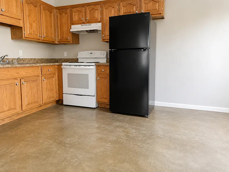 1326 W Huntington Ave #B — Photo 8