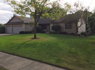 3364 E Ridge Dr, Bettendorf, IA 52722