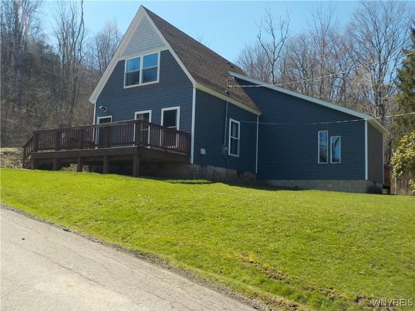 101 Hill St, Little Valley, NY 14755