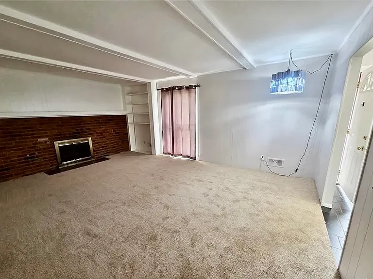 5715 Hobnail Cir — Photo 7