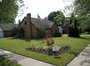 18110 Collinson Ave, Eastpointe, MI 48021