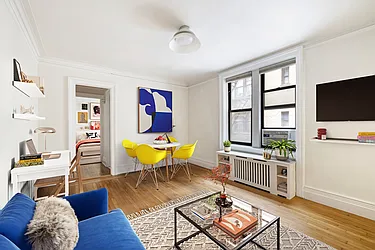319 West 18th Street