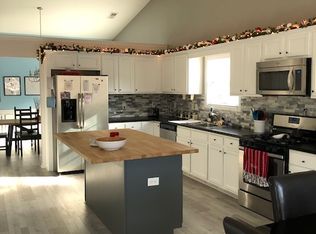 408 Black Fox Dr, Locust Grove, GA 30248