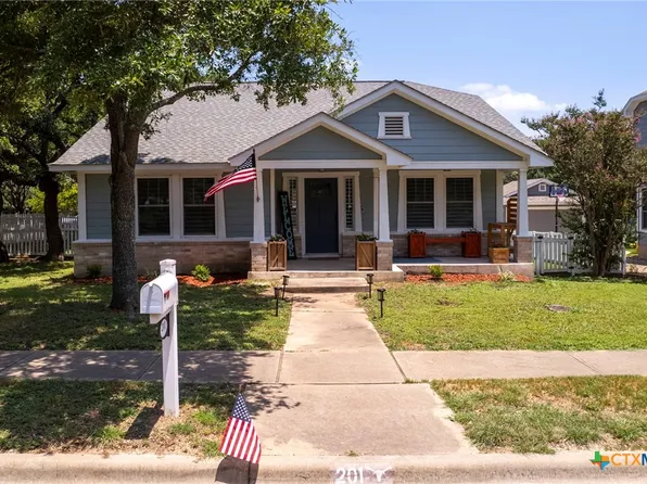 201 Haupt, Kyle, TX 78640