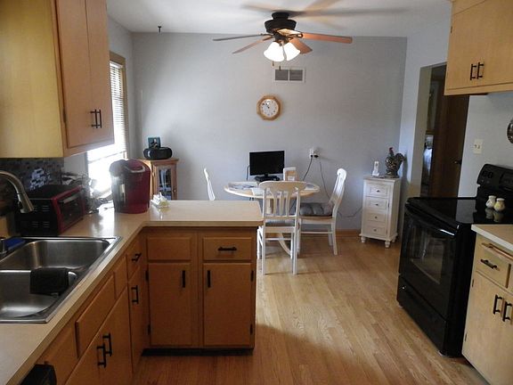 5th image of 7913 W Dakota St