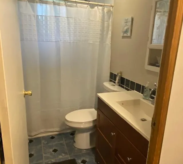 152 Hutchinson Dr — Photo 11