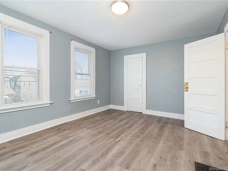 144 Gorham Ave — Photo 18
