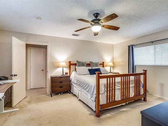 3rd image of 2103 Pueblo Dr
