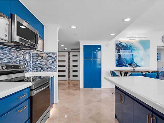 4th image of 7929 West Dr APT 1401