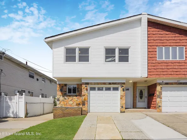 211 Bishop St, Staten Island, NY 10306