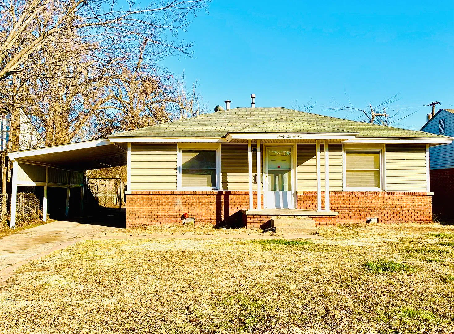 Cute 2BD 1BA Bungalow in Warr Acres!! — Photo 1