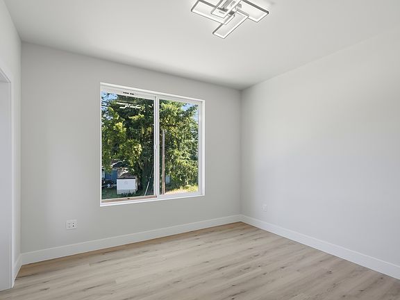 5th image of 11225 4th Pl S #B