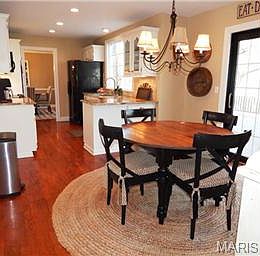 2nd image of 2048 Meadowbrook Way Dr