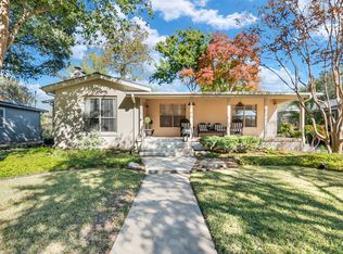 327 Robinhood Pl, San Antonio, TX 78209