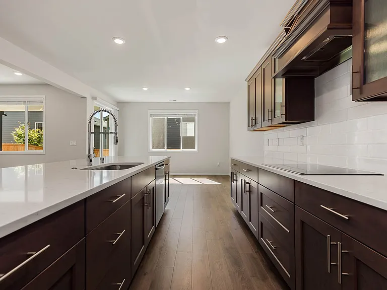 21112 42nd Dr SE — Photo 10